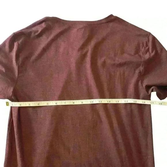 32 Degree Cool Top Sweatshirt Dark Red/Burgundy V-neck Short Sleeve Size S/CH - Picture 7 of 13